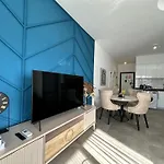 Myguest Gallus 111, Luxury 1 Bedroom *