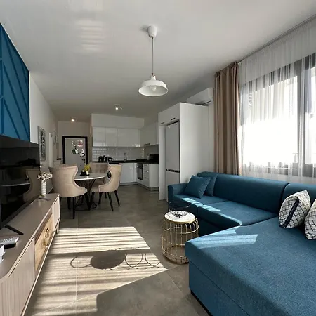 Myguest Gallus 111, Luxury 1 Bedroom Διαμέρισμα