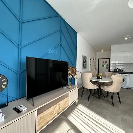Myguest Gallus 111, Luxury 1 Bedroom *